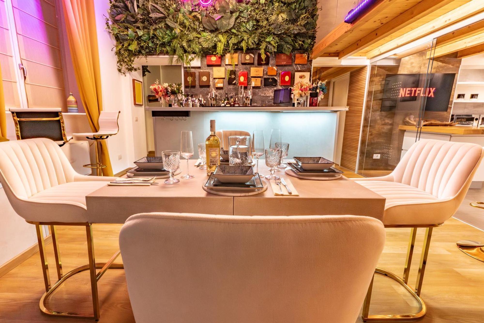 Luxe & Central Haven - Jacuzzi, Sauna, Steam, Private Parking Комо Екстер'єр фото