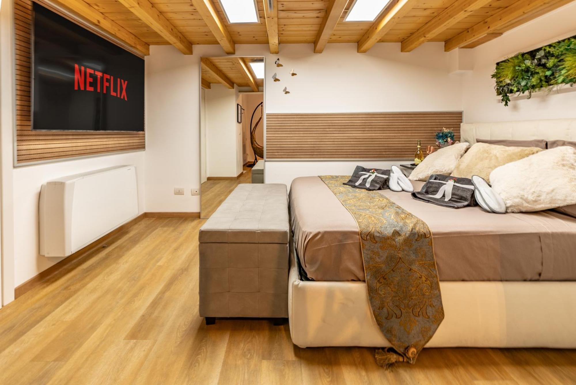 Luxe & Central Haven - Jacuzzi, Sauna, Steam, Private Parking Комо Екстер'єр фото